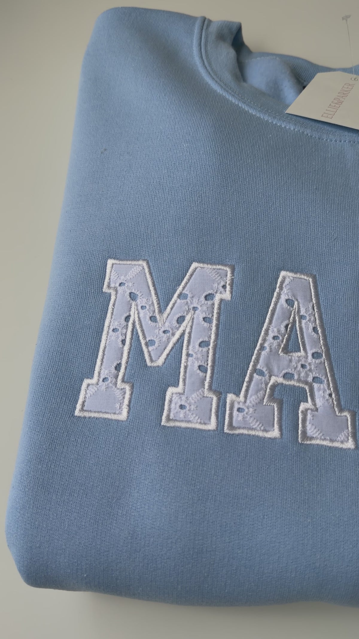 Custom Mama Embroidered Appliqué Sweatshirt | Personalized Name Crewneck